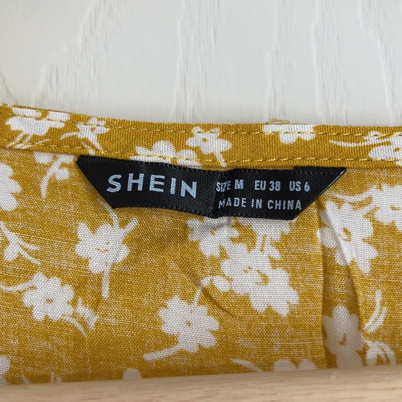 Shein yellow and white floral wrap dress size Med - Picture 2 of 6